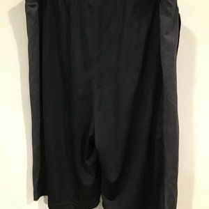 Men’s Black/Gray Puma Shorts Size Medium